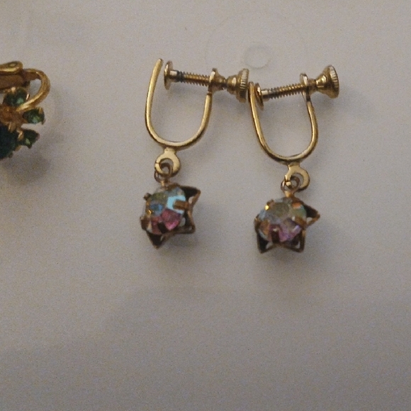 VINTAGE 24 PAIRS VINTAGE CLIP ON EARRINGS LIKE NEW CONDITION EVERY PAIR!!! - Picture 6 of 13